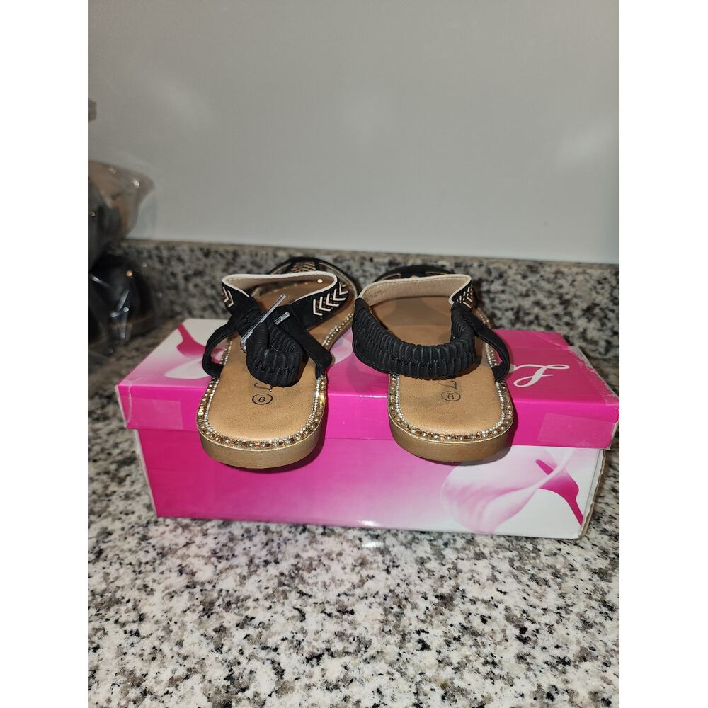 Lucita PK2-005 Black ang Gold Geometric Sandals - Picture 3 of 6